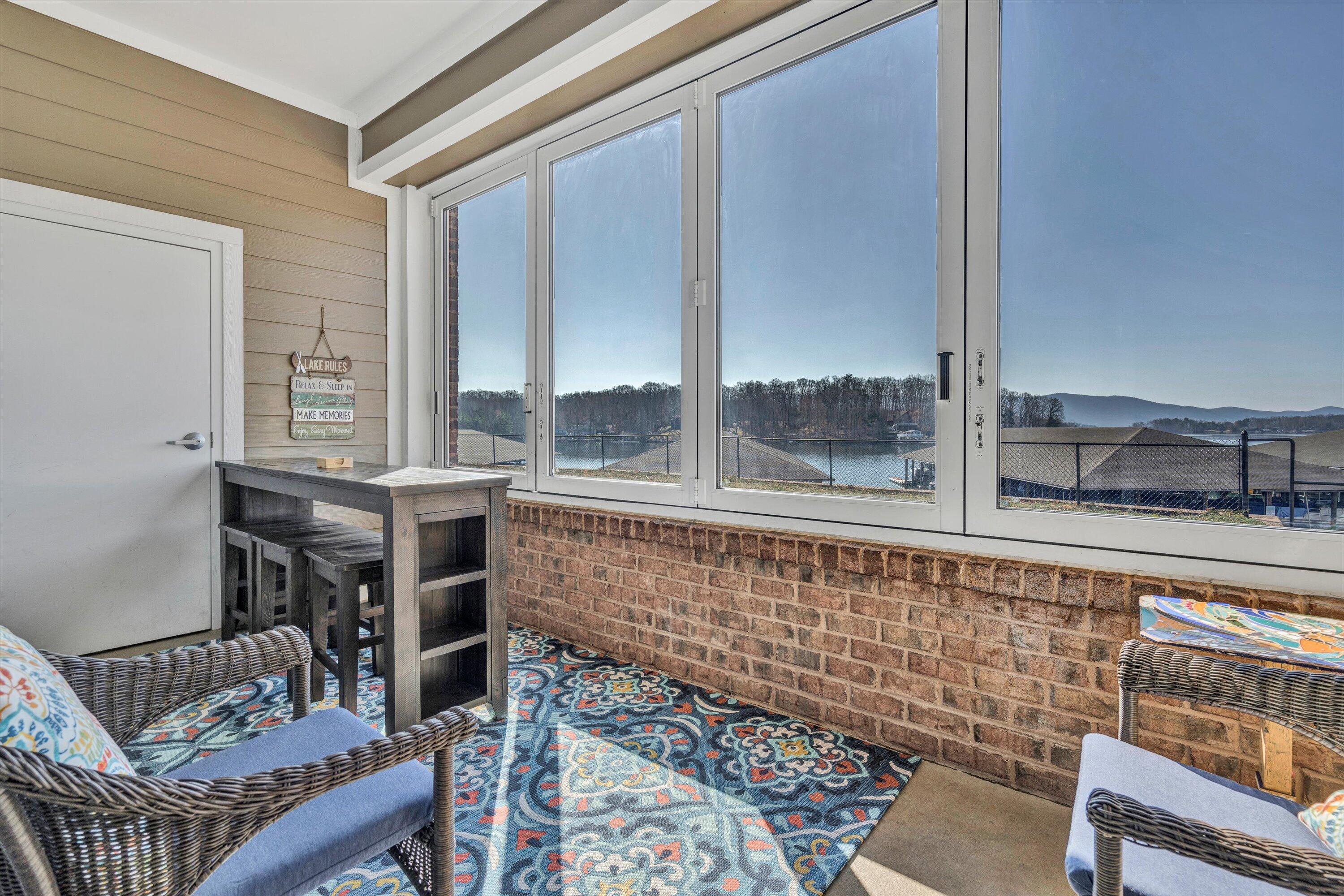 1273 Graves Harbor Trail, Unit 304 Huddleston, VA 24104 - Photo 20 of 39 19-031120220015