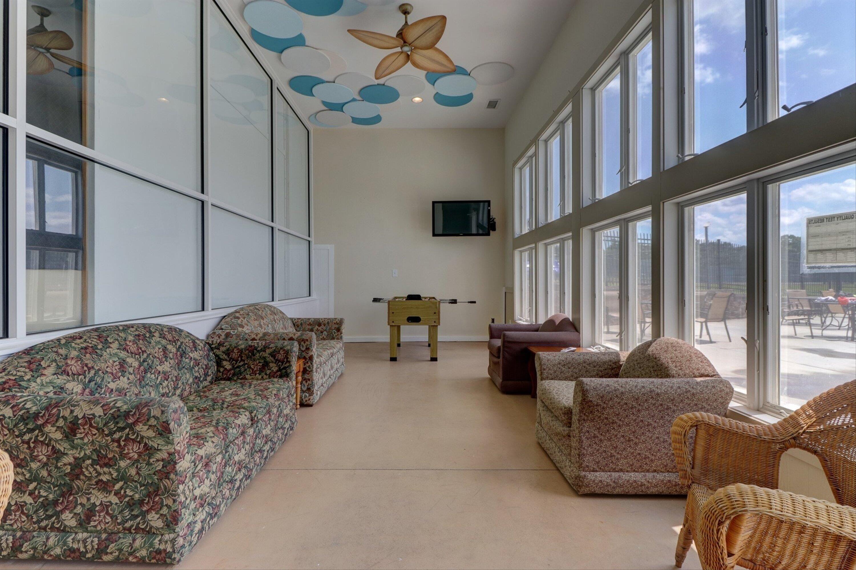 1273 Graves Harbor Trail, Unit 304 Huddleston, VA 24104 - Photo 34 of 39 28-037-308786-IMG_0528_29_30_31_32_67668