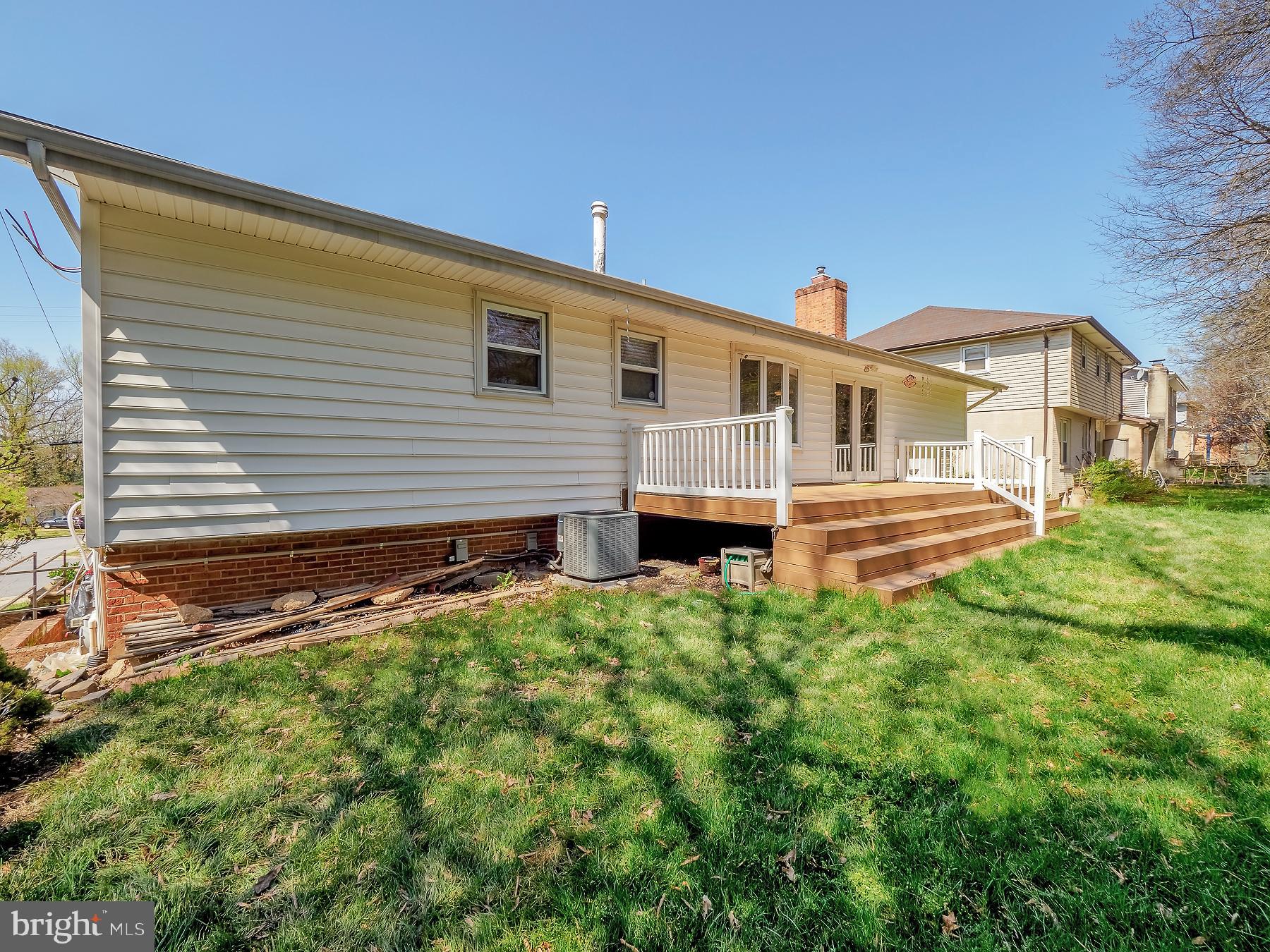 119 Lakeside Drive Greenbelt, MD 20770 - Photo 32 of 44