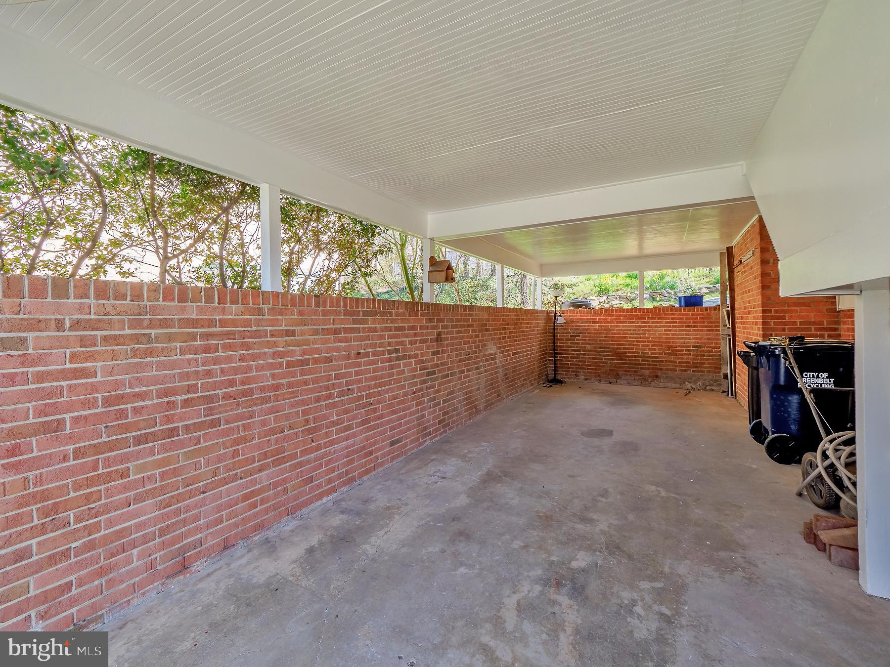 119 Lakeside Drive Greenbelt, MD 20770 - Photo 36 of 44