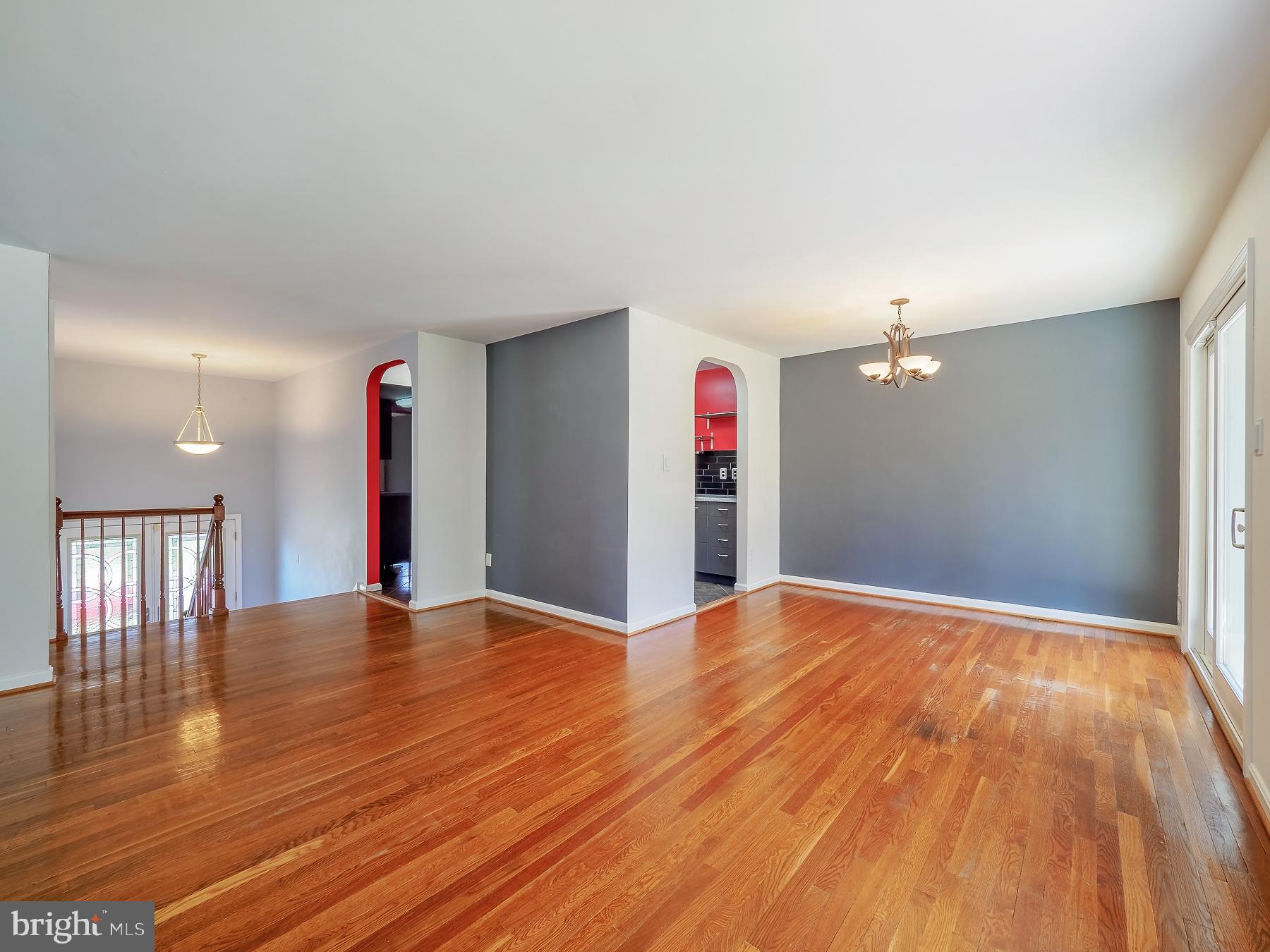 119 Lakeside Drive Greenbelt, MD 20770 - Photo 5 of 44