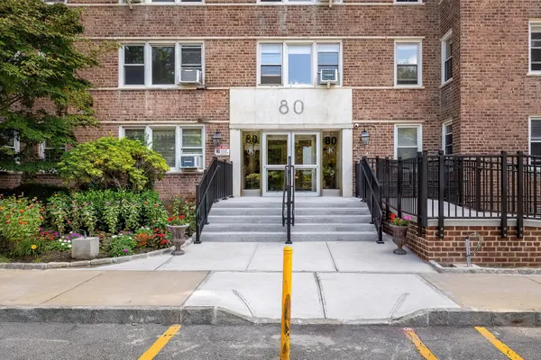 $180,093 | 80 Knolls Crescent, Unit 6M | Spuyten Duyvil