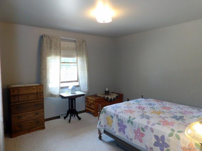 27880 Sibley Road Romulus, MI 48174 - Photo 42 of 62 102_3422.JPG