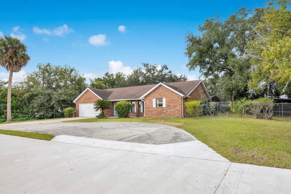 510 Simpson Road Kissimmee, FL 34744 - Photo 3 of 36