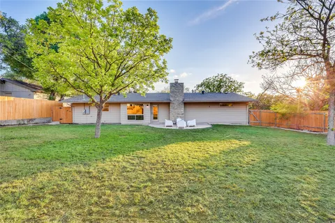 $1,499,900 | 2504 Deerfoot Trail, Austin, TX 78704