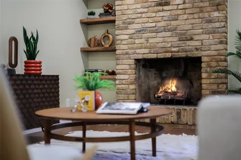 $1,499,900 | 2504 Deerfoot Trail, Austin, TX 78704