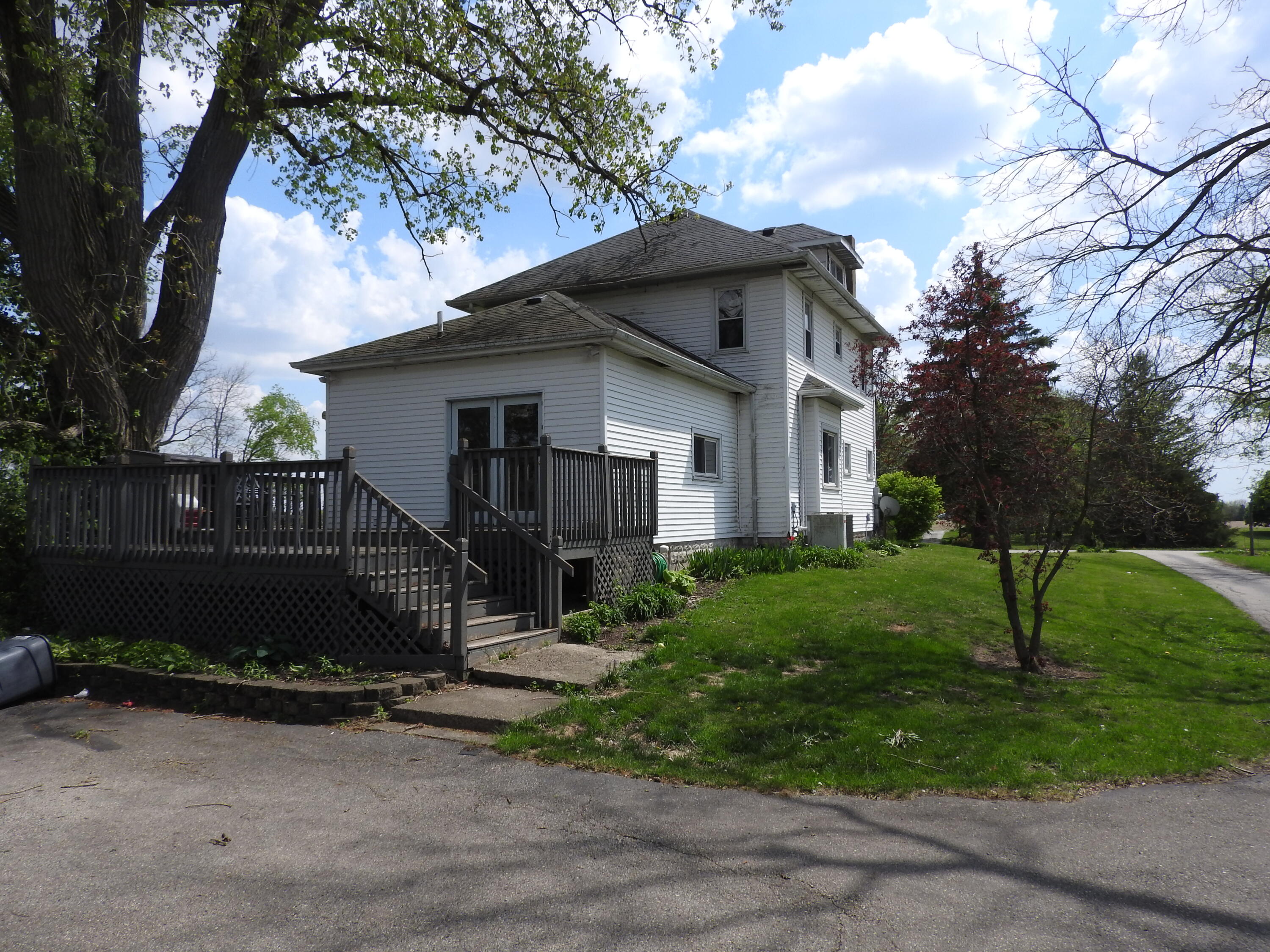 2105 East Loy Road Piqua, OH 45356 - Photo 5 of 26