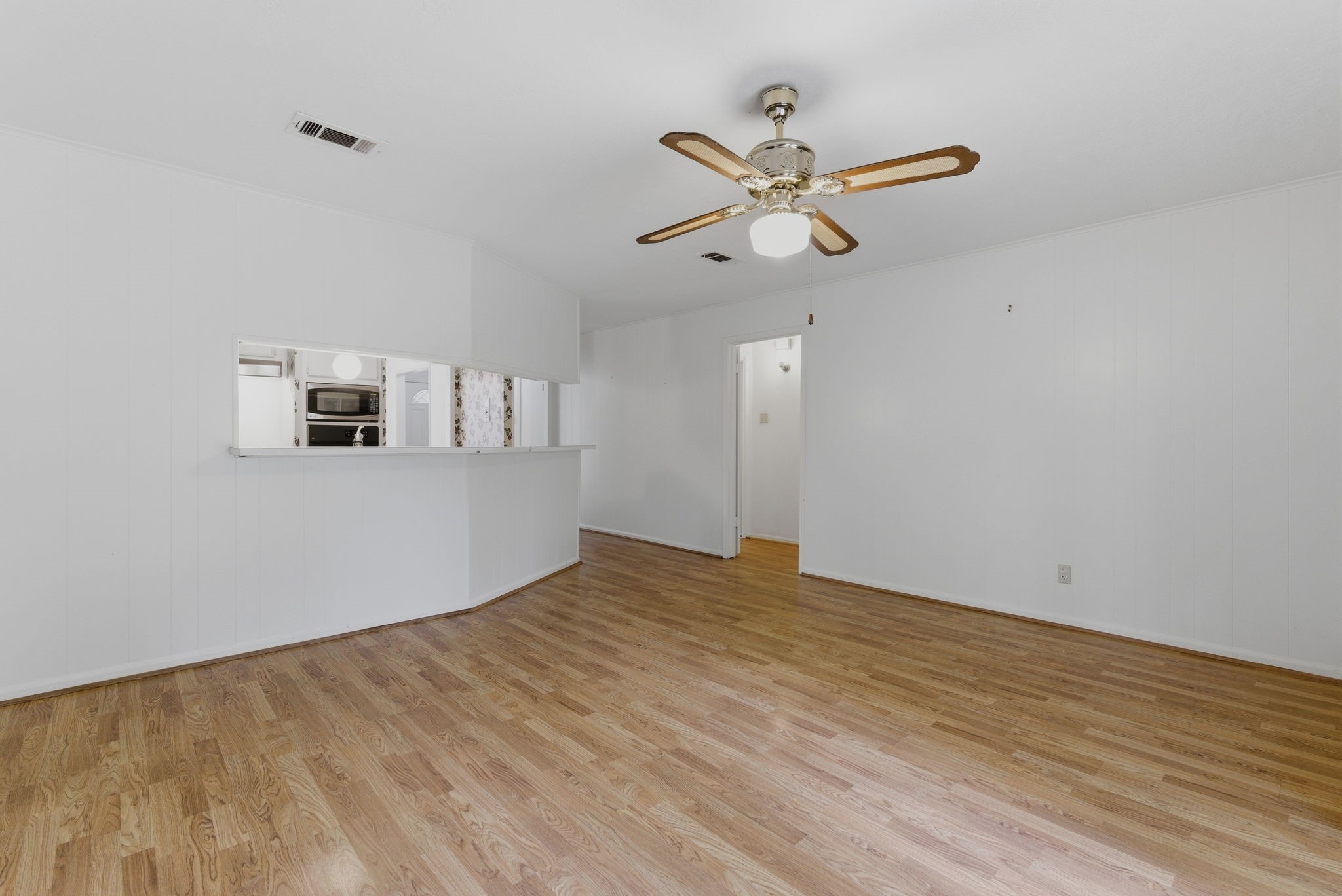 26503 Hillside Drive Spring, TX 77386 - Photo 12 of 28 Breakfast Bar