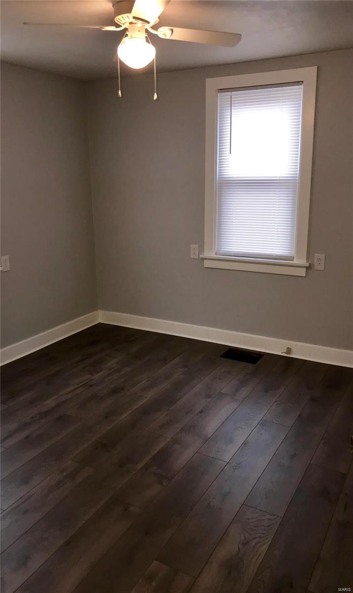 401 Park Street South Roxana, IL 62087 - Photo 8 of 19 Gallery Image 8