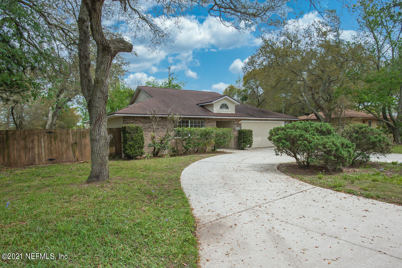 221 Cornell Road St. Augustine, FL 32086 - Photo 1 of 35 221 Cornell Street ONLINE LOW RES-1
