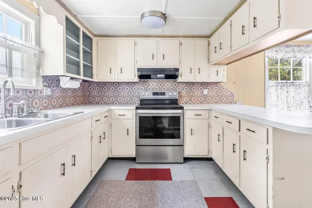 $179,900 | 107 Church Street East, Elm City, NC 27822