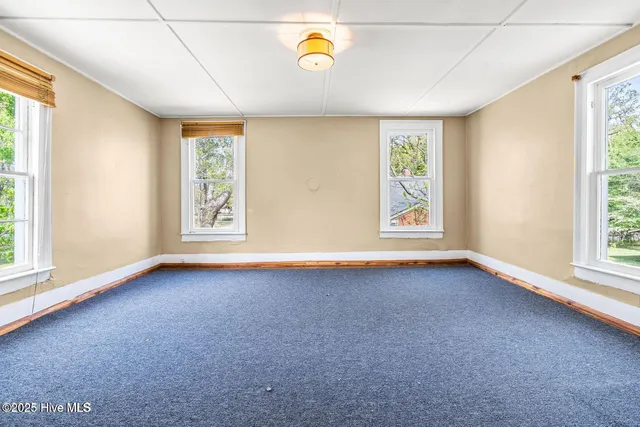 $179,900 | 107 Church Street East, Elm City, NC 27822