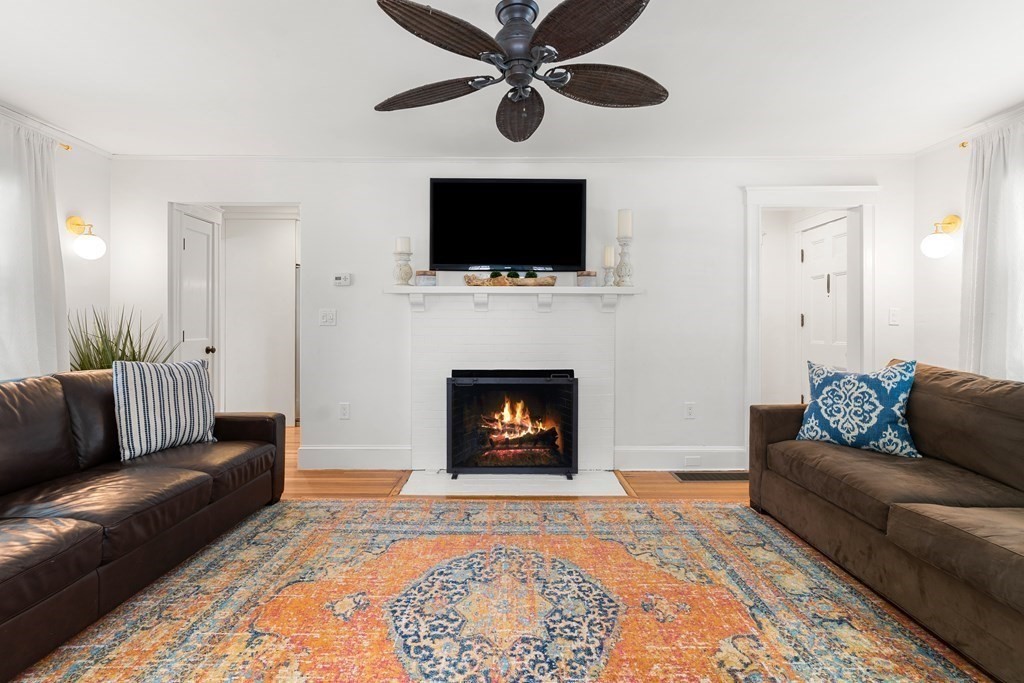 32 Huntington Road Milton, MA 02186 - Photo 12 of 37