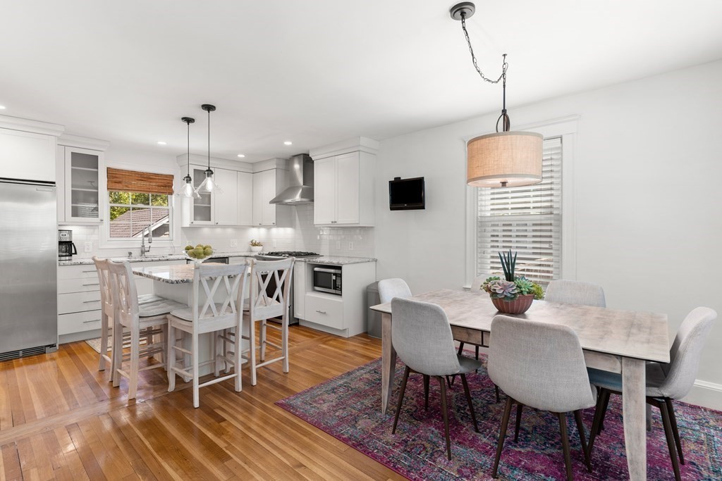 32 Huntington Road Milton, MA 02186 - Photo 5 of 37