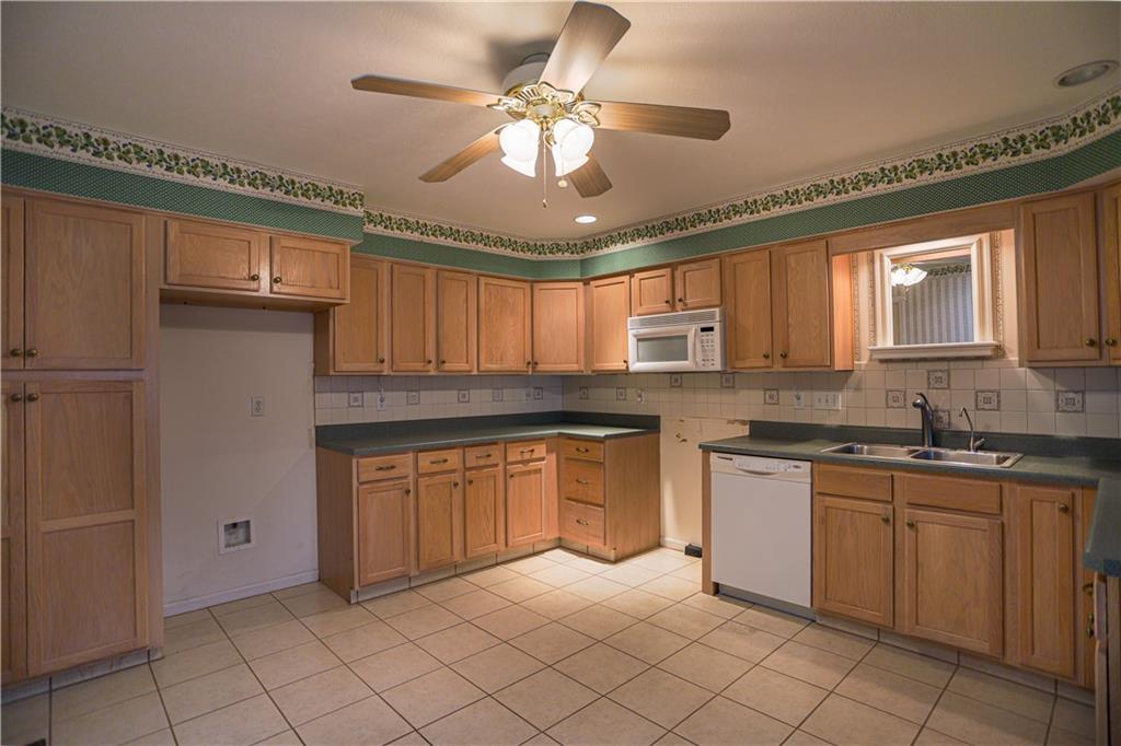 127 Rana Lane Gibsonia, PA 15044 - Photo 9 of 21 Gallery Image 9
