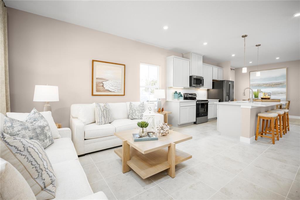 612 Castlecroft Lane DeBary, FL 32713 - Photo 3 of 17