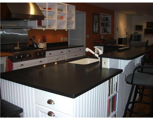 33 Lighthouse Point Road Prospect Harbor, ME 04669 - Photo 17 of 17 Kitchen.