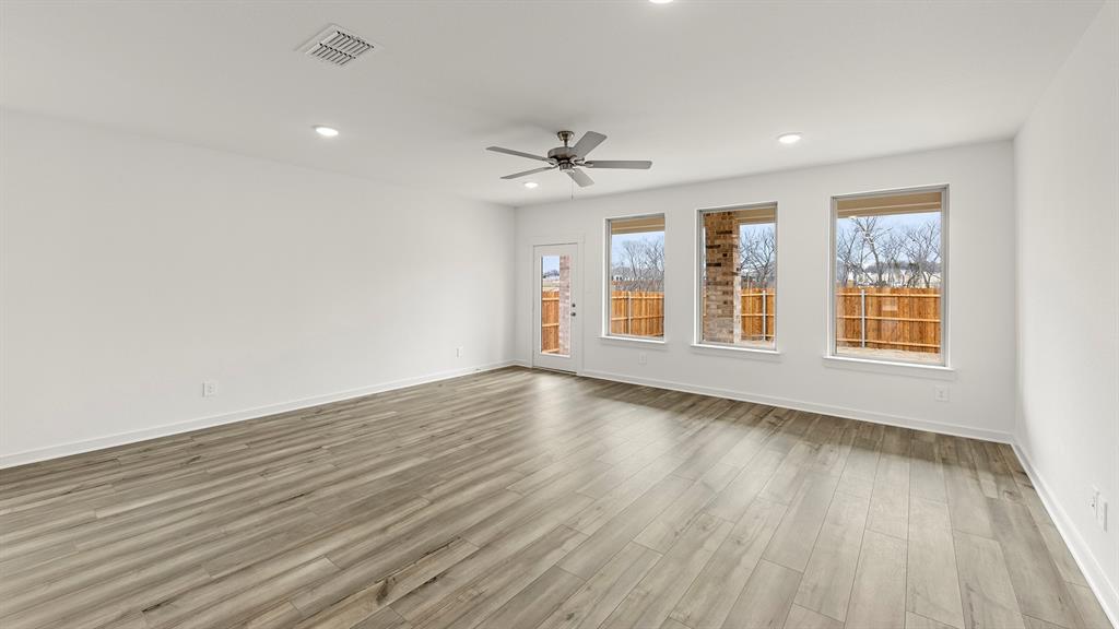 2307 Ryehill Road Forney, TX 75126 - Photo 9 of 25 Olive Family Room