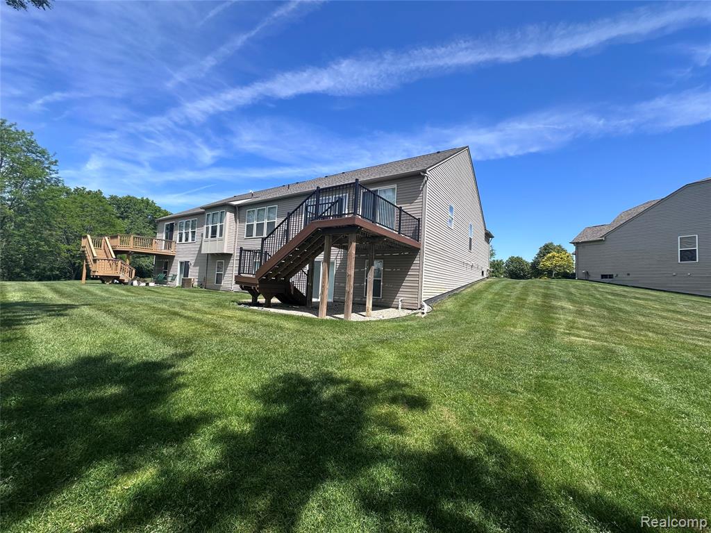 613 Zion Court Howell, MI 48843 - Photo 5 of 41