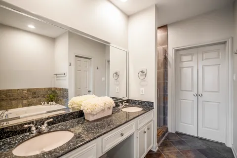 $379,000 | 2719 La Branch Street, Houston, TX 77004