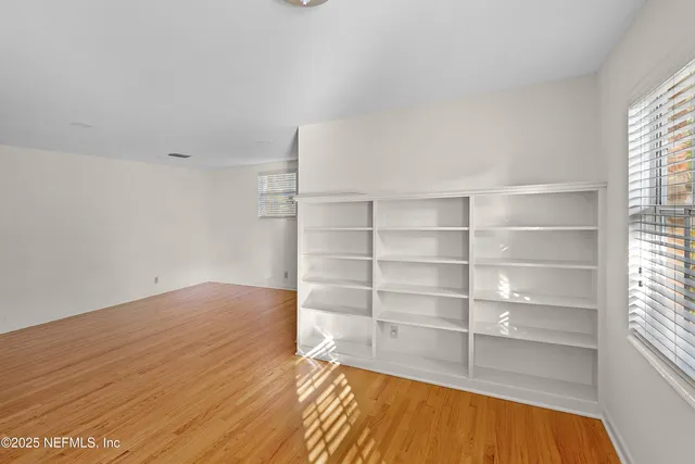 $2,975 | 1922 Holly Oaks Ravine Drive, Jacksonville, FL 32225