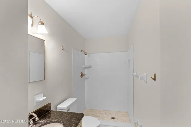 $2,975 | 1922 Holly Oaks Ravine Drive, Jacksonville, FL 32225