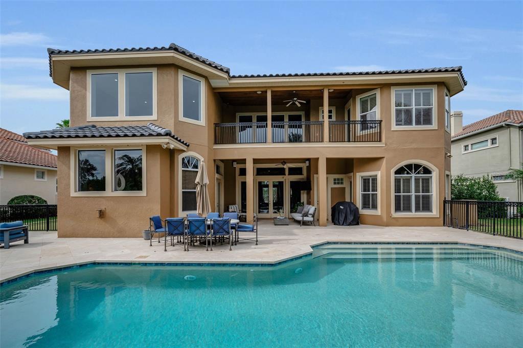 8871 Silverthorn Road Seminole, FL 33777 - Photo 7 of 98