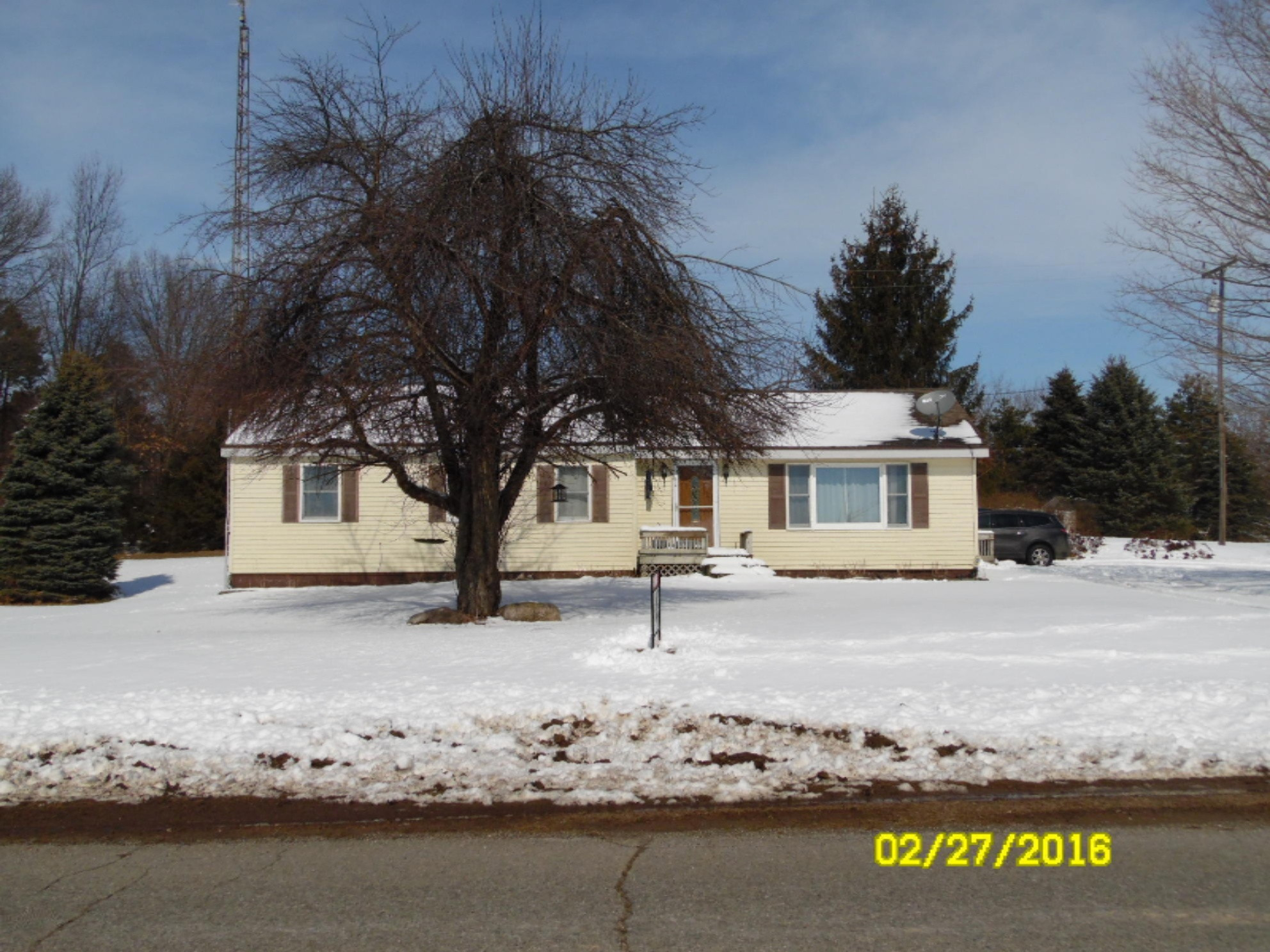 25098 Zabel Road Sturgis, MI 49091 - Photo 3 of 16 SAM_1614