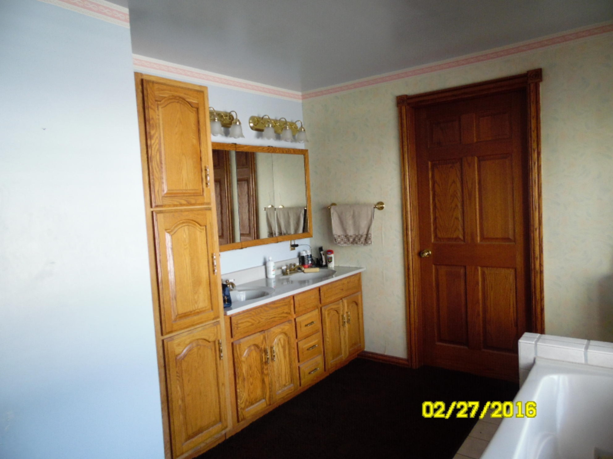 25098 Zabel Road Sturgis, MI 49091 - Photo 7 of 16 SAM_1610