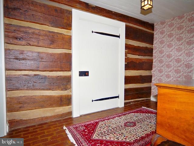 1276 Sheaffer Road Elizabethtown, PA 17022 - Photo 3 of 33