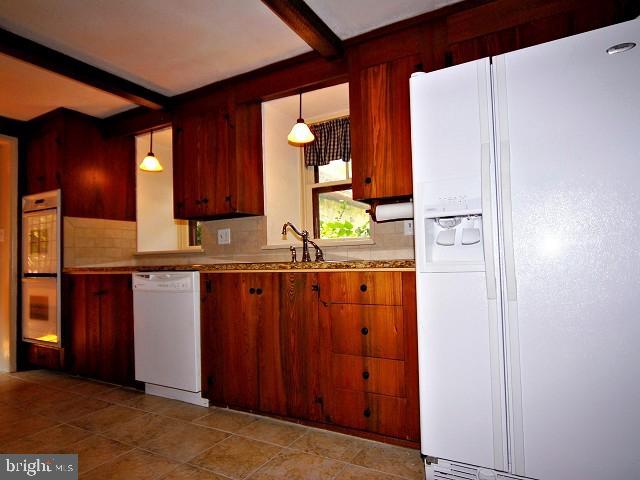 1276 Sheaffer Road Elizabethtown, PA 17022 - Photo 9 of 33