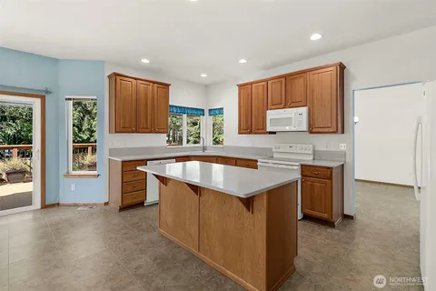 $675,000 | 3247 Cedrona Drive Northwest, Olympia, WA 98502