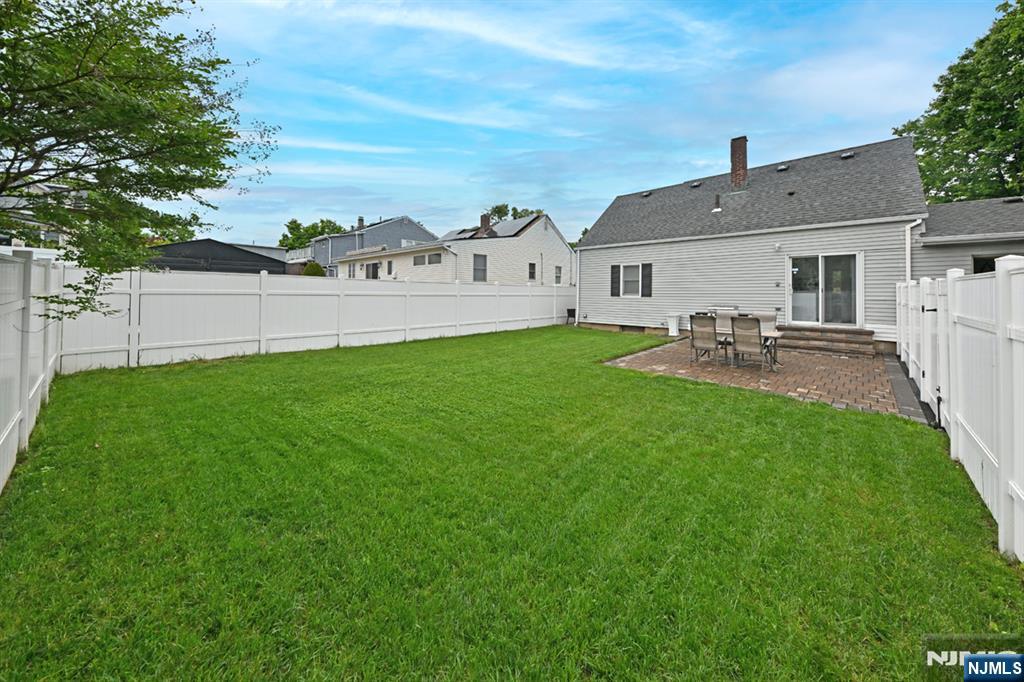 575 Allwood Road Clifton, NJ 07012 - Photo 18 of 21