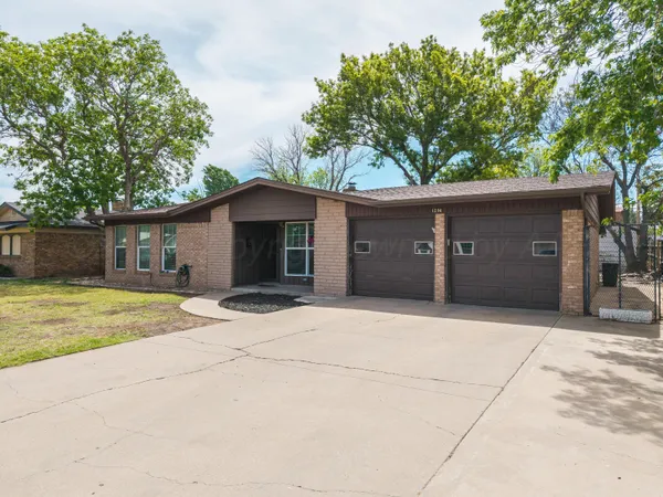 $229,000 | 1204 Northeast 4th Street, Dumas, TX 79029