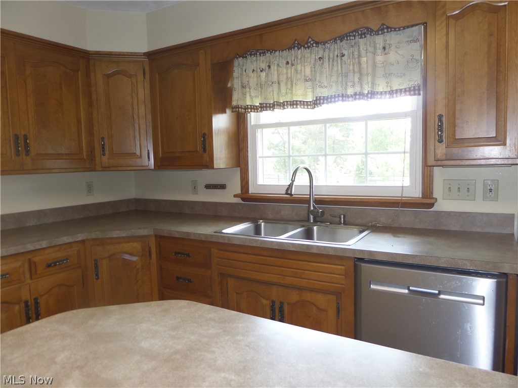 7330 Vandemark Road Lodi, OH 44254 - Photo 10 of 29 Gallery Image 10