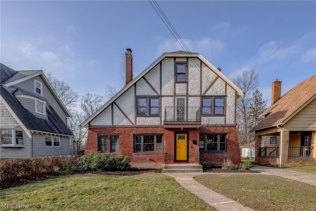 1896 South Compton Road Cleveland, OH 44118 - Photo 1 of 33