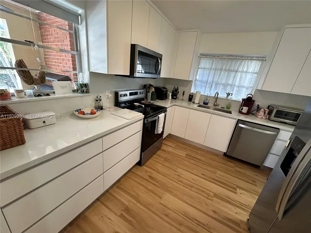 $3,650 | 120 Pocatella Street, Unit 120, Miami Springs, FL 33166