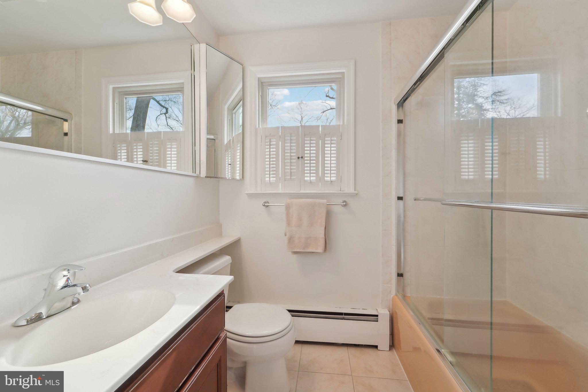 100 Stauffer Road Severna Park, MD 21146 - Photo 24 of 53 Hall Bath has a tub/Shower