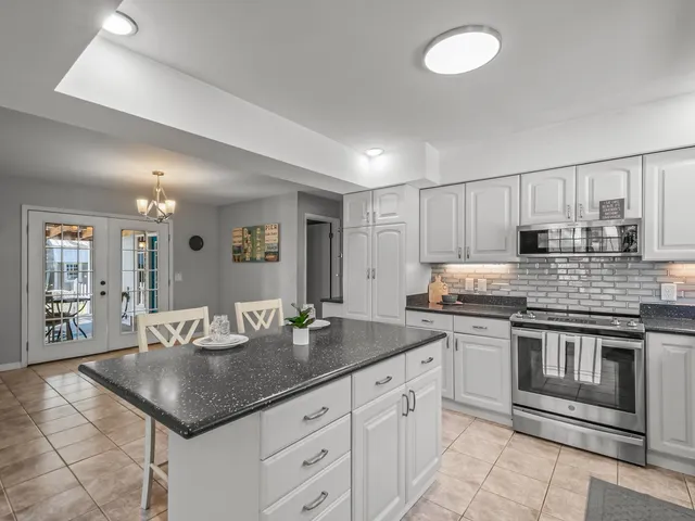 $339,500 | 107 Infield Drive, Carrabelle, FL 32322