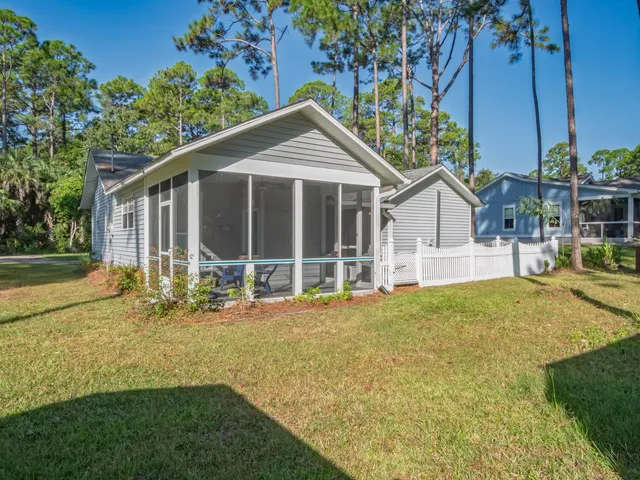 $339,500 | 107 Infield Drive, Carrabelle, FL 32322