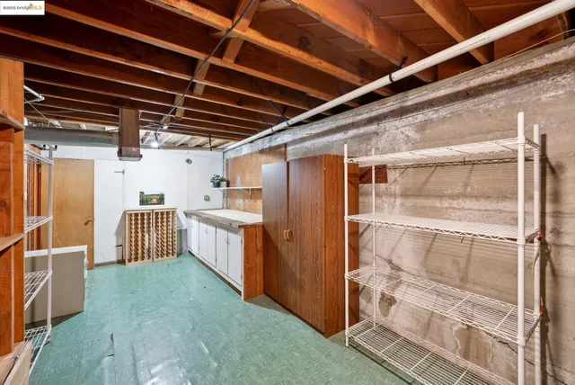 $1,485,000 | 1989 Oakview Drive, Oakland, CA 94602