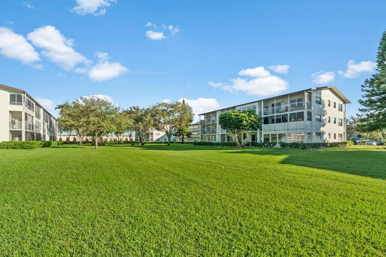 45 Mansfield B Boca Raton, FL 33434 - Photo 18 of 20 18