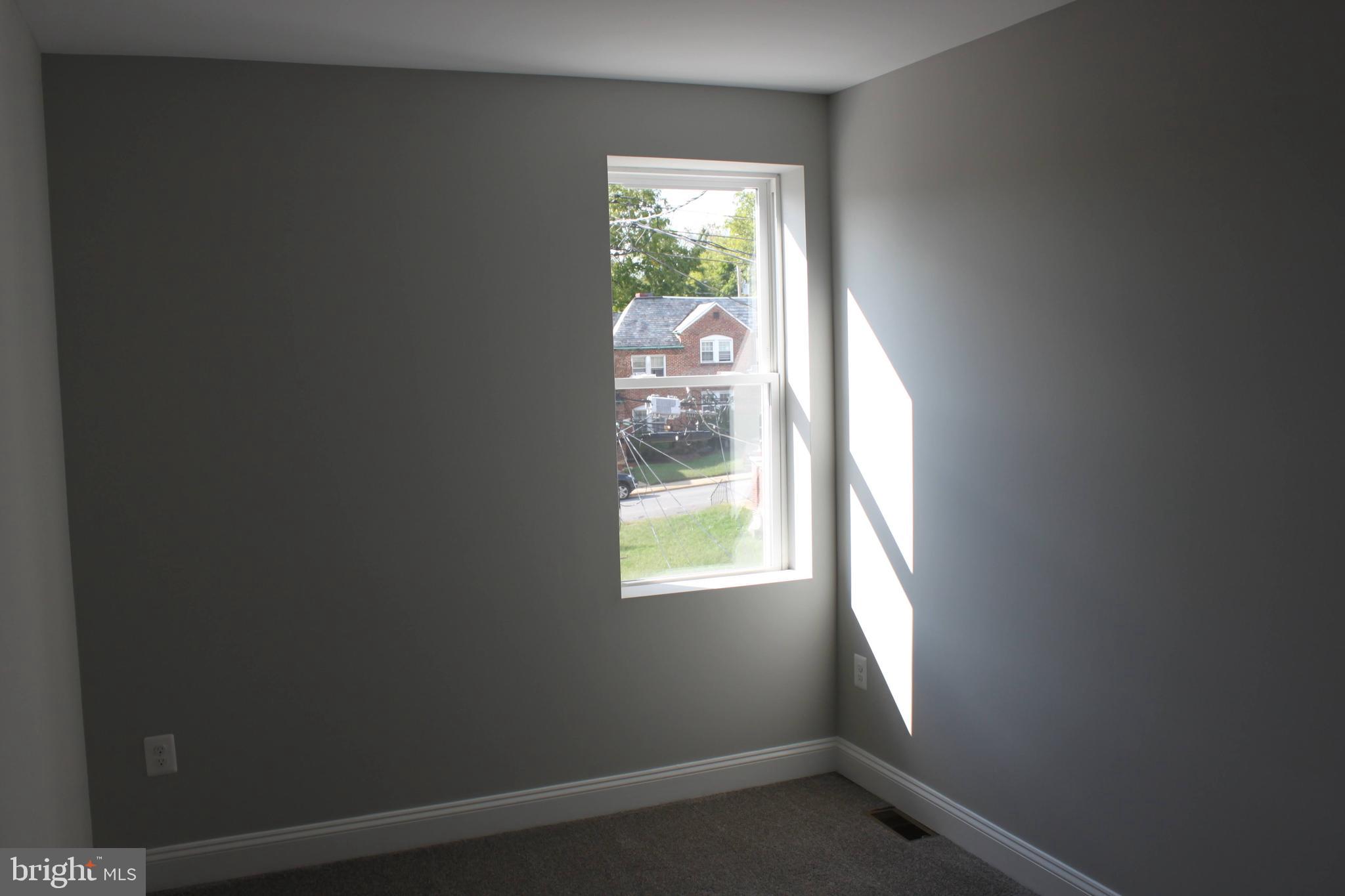340 Marydell Road Baltimore, MD 21229 - Photo 16 of 29