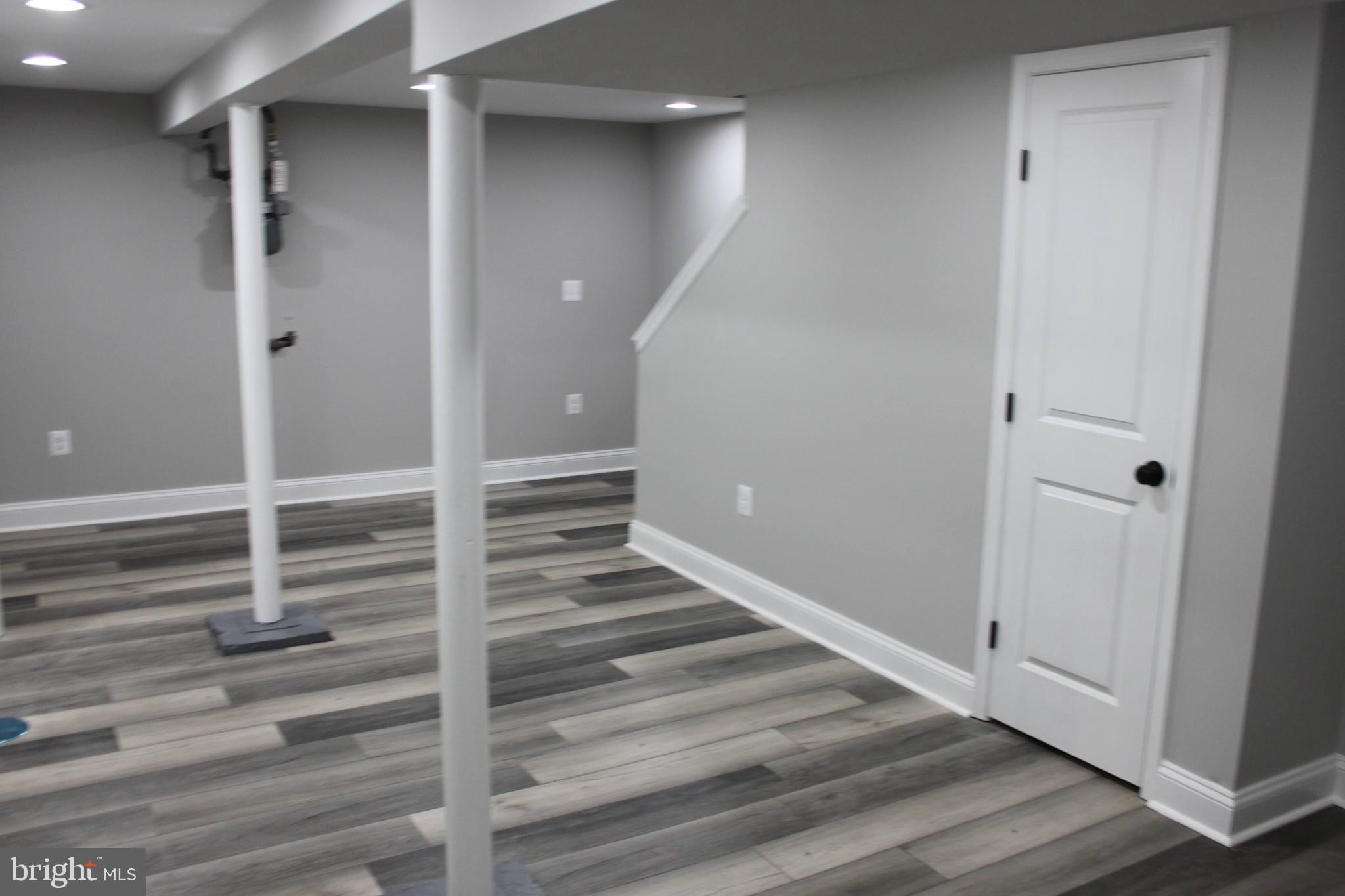 340 Marydell Road Baltimore, MD 21229 - Photo 27 of 29