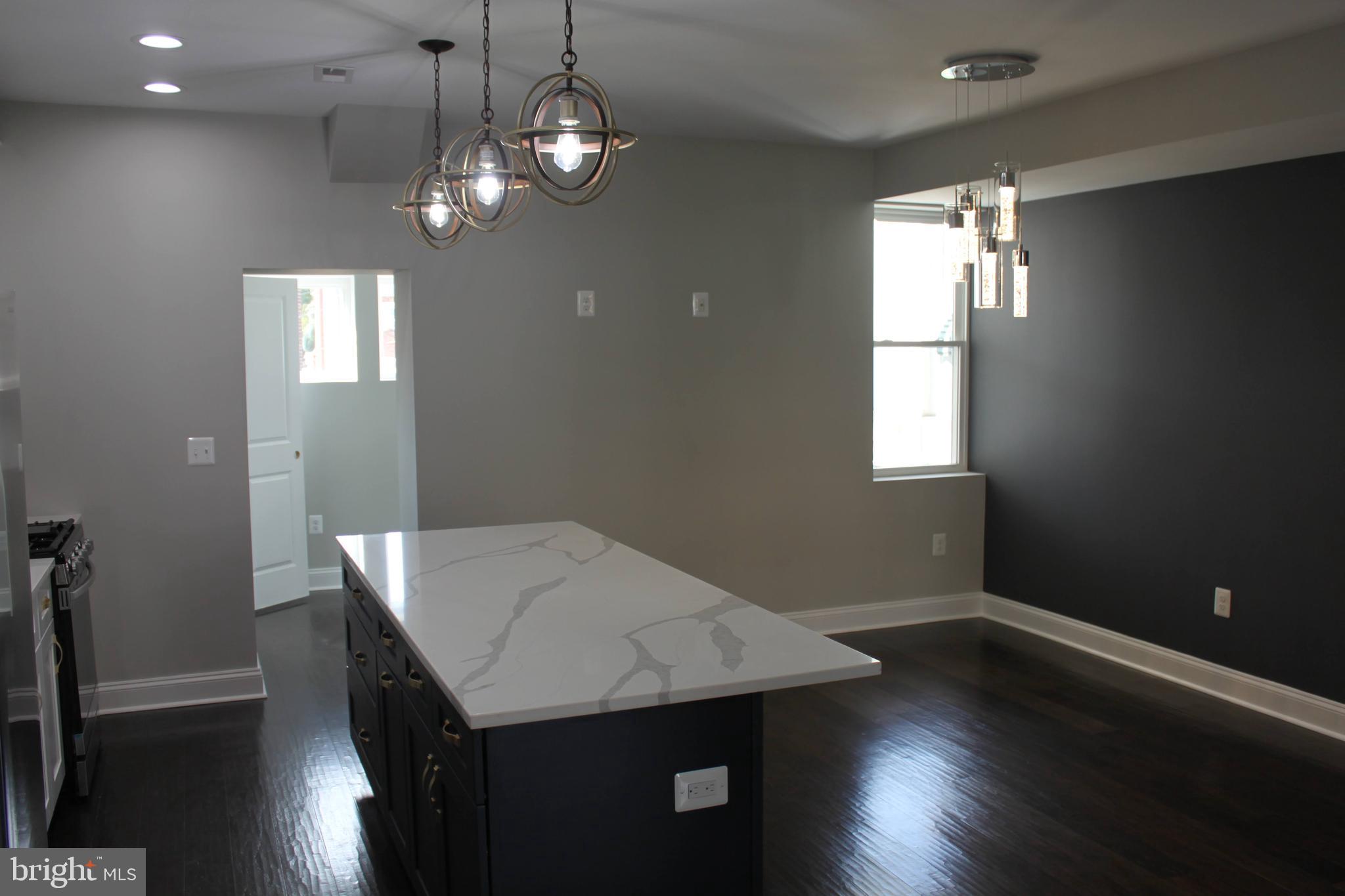 340 Marydell Road Baltimore, MD 21229 - Photo 10 of 29