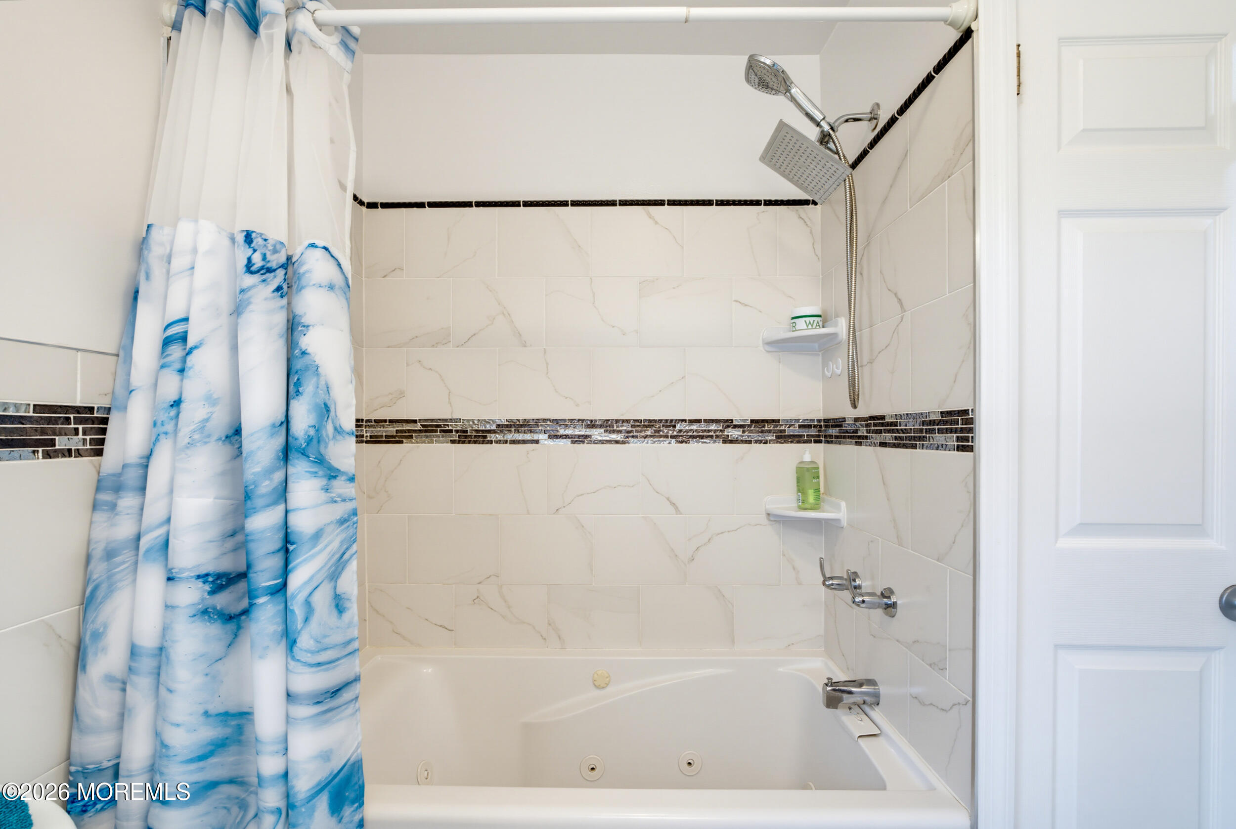 125 Higgins Road Matawan, NJ 07747 - Photo 30 of 52 27_therealdealstudio-22
