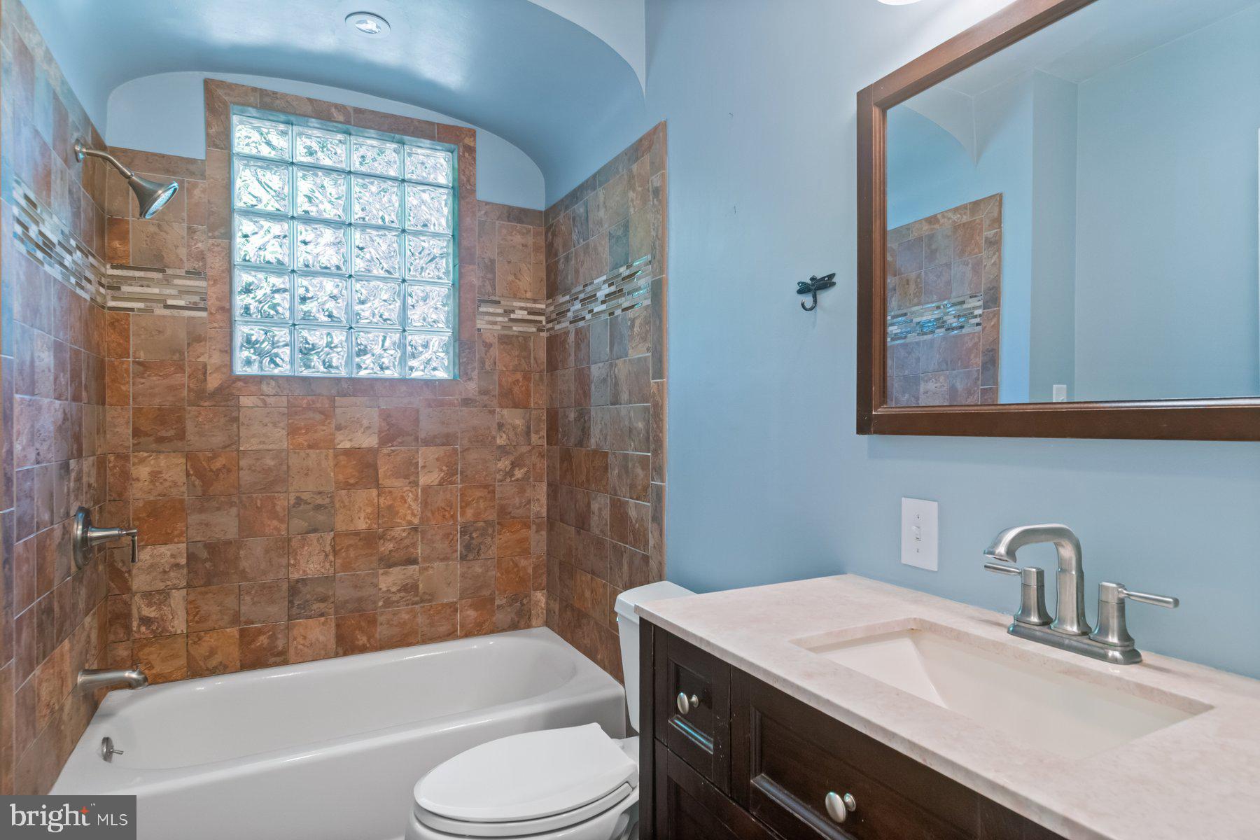 640 Jasontown Road Westminster, MD 21158 - Photo 19 of 38 Bath
