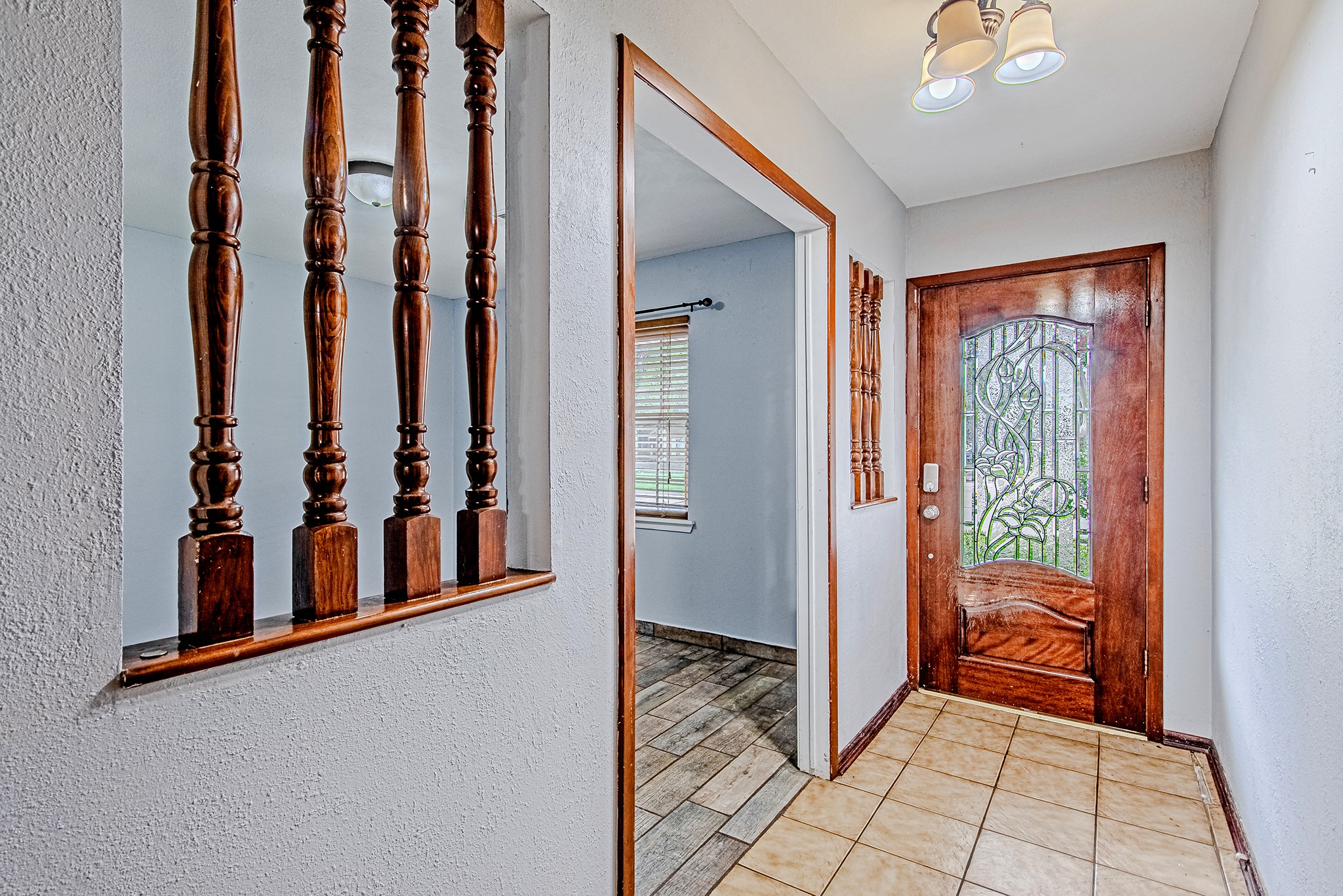 2710 Burke Road Pasadena, TX 77502 - Photo 5 of 28 Alternate view of the entry hall showcasing the functional layout