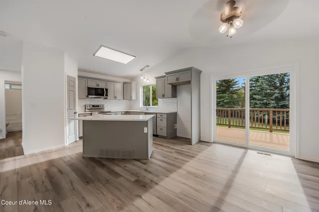 $789,000 | 965 North Sugar Maple Trail, Post Falls, ID 83854