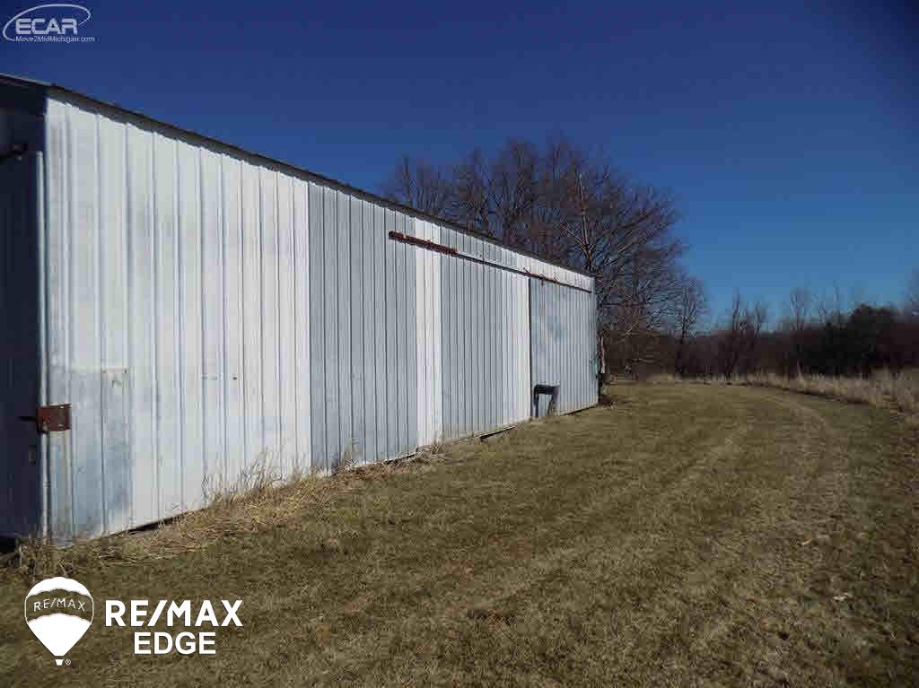3385 Barnes Road Millington, MI 48746 - Photo 22 of 37